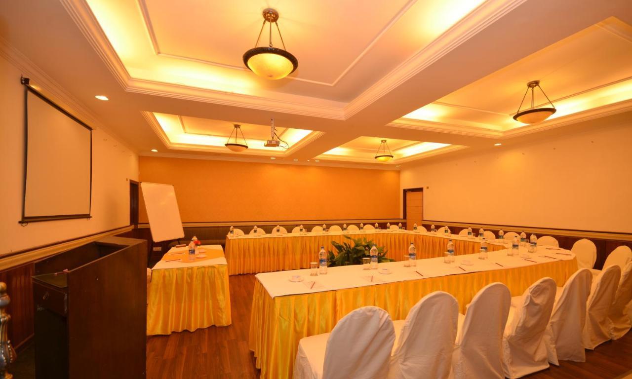 Shervani Hilltop Resort Nainital Εξωτερικό φωτογραφία