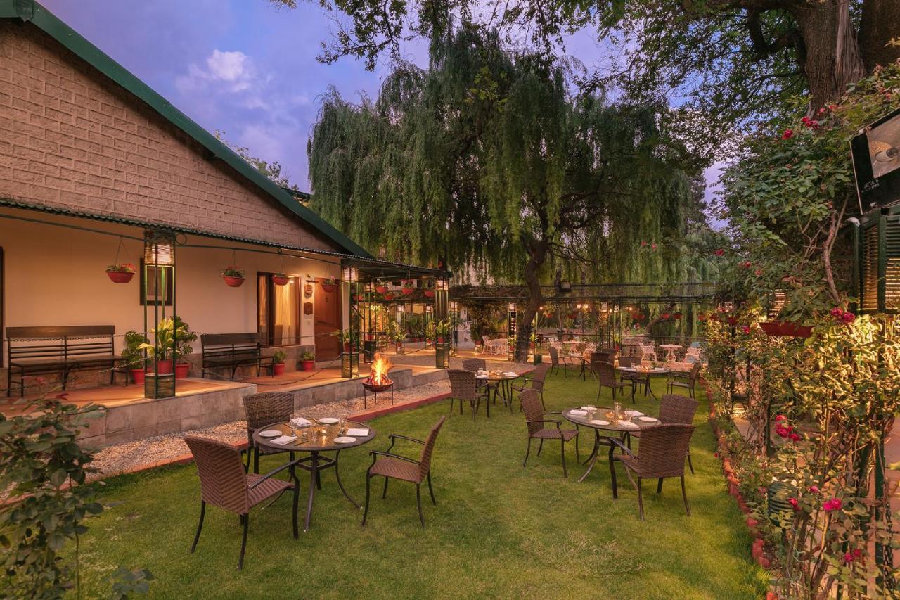 Shervani Hilltop Resort Nainital Εξωτερικό φωτογραφία