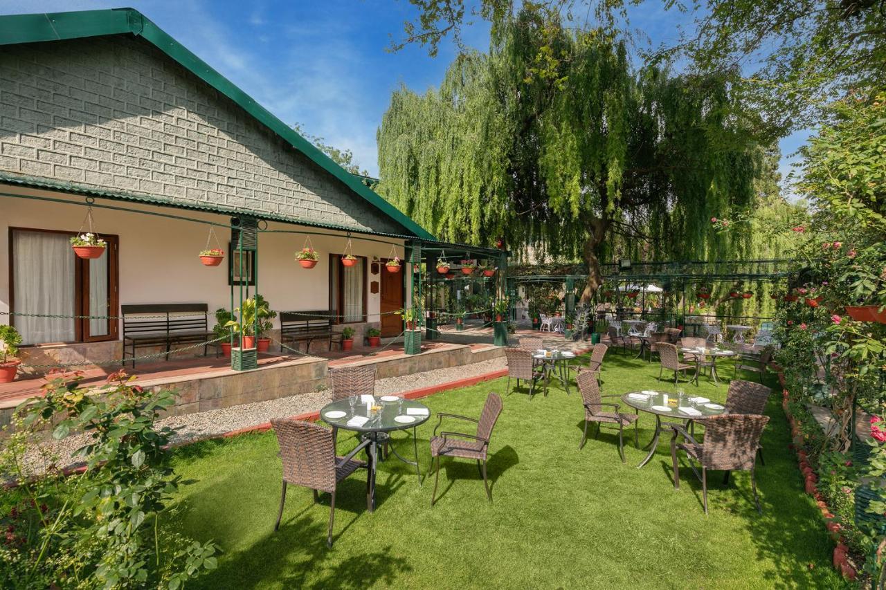 Shervani Hilltop Resort Nainital Εξωτερικό φωτογραφία
